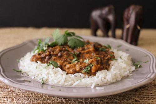 Dal Makhani (Lentils with Tomatoes and Cream)